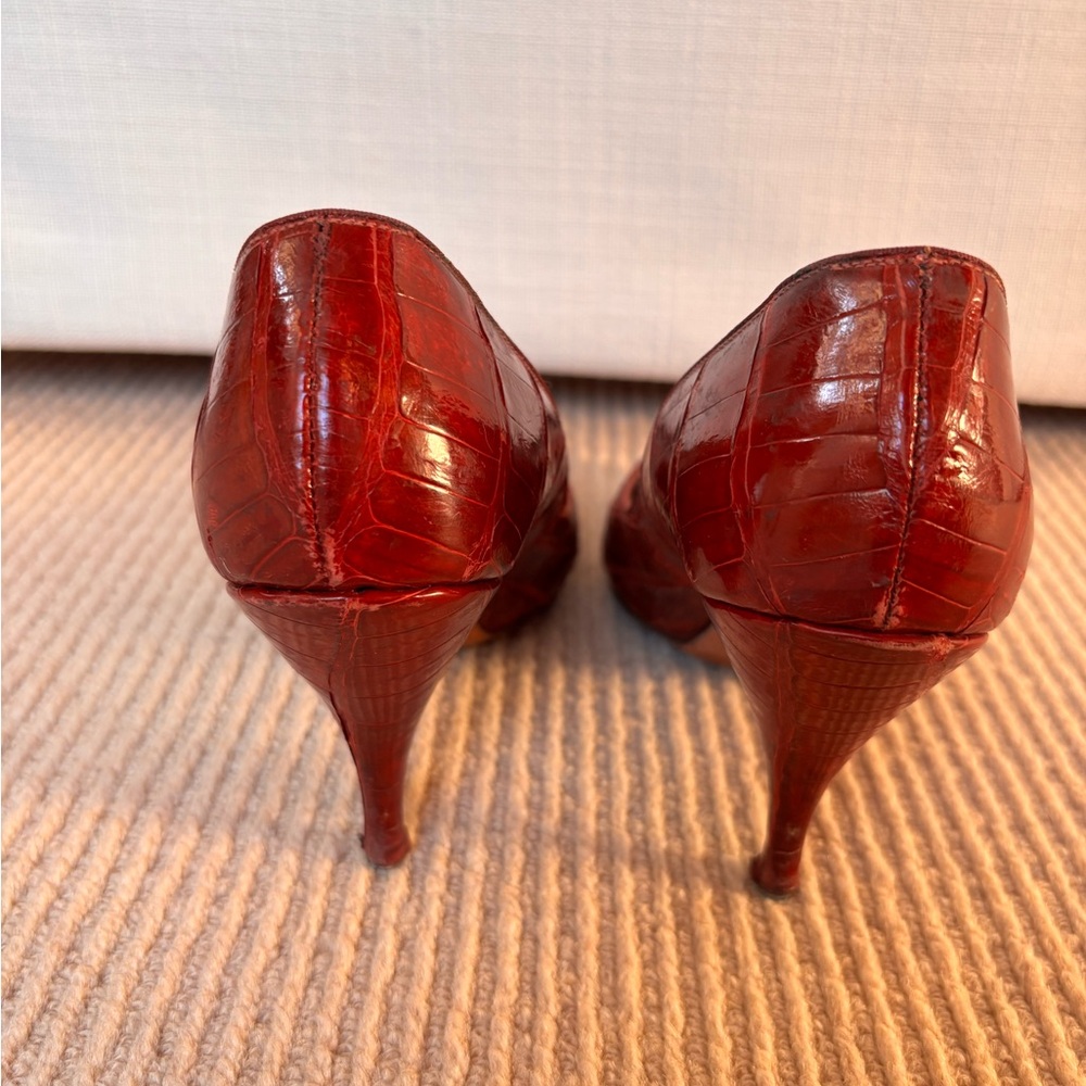 Women’s 1950’s Vintage Crocodile Pumps - Picture 3 of 8